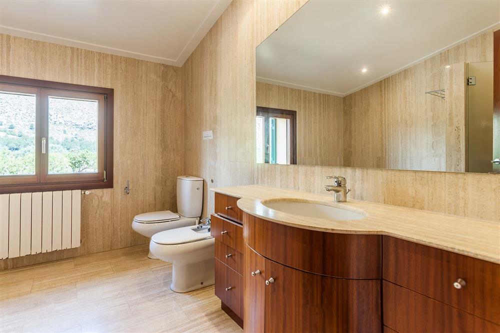 Bathroom (photo 4) at Villa Les Oliveres, Puerto Pollensa, Mallorca