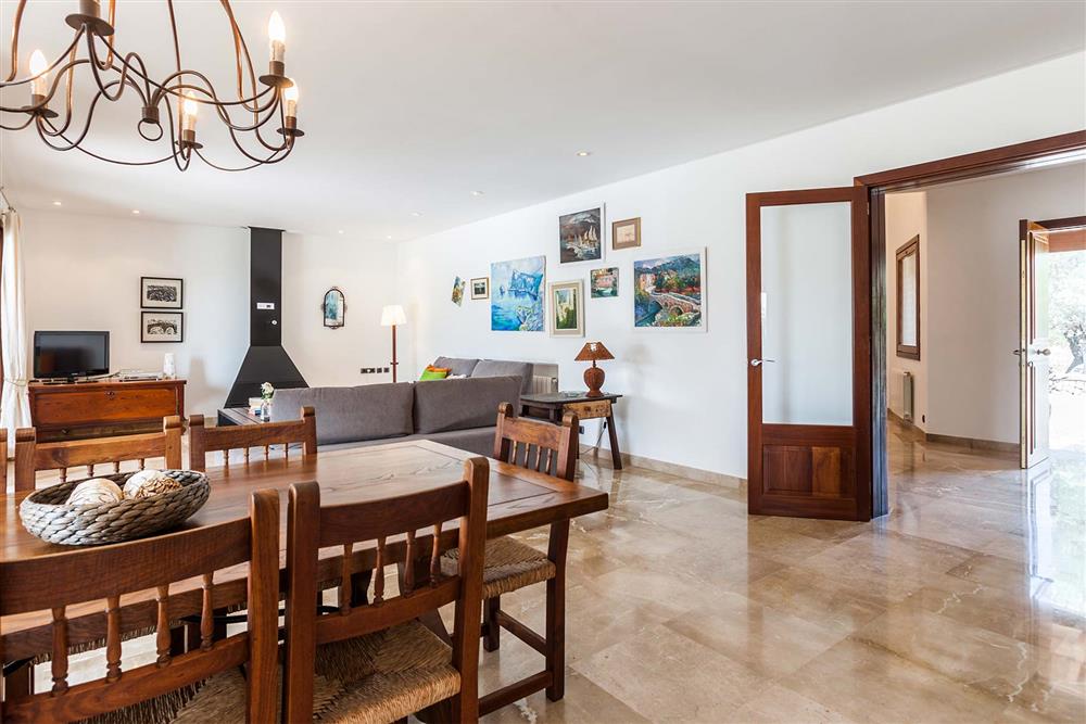 Dining room, lounge at Villa Les Oliveres, Puerto Pollensa, Mallorca