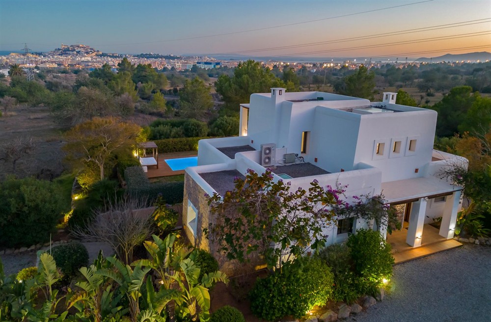 Villa Llanses