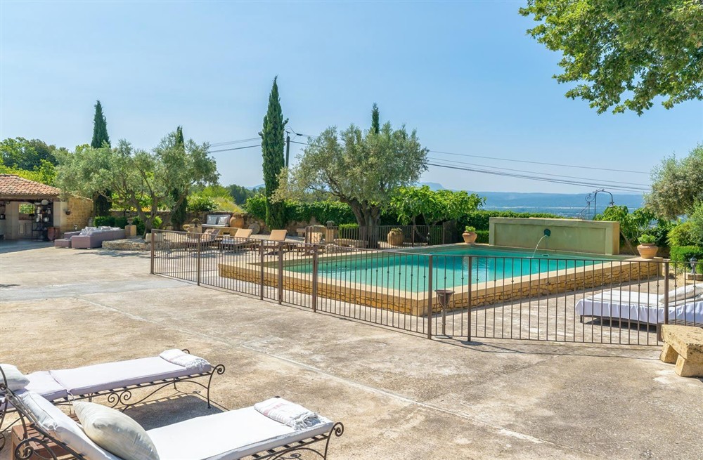 Villa Luberon Sud (photo 19) at Villa Luberon Sud in Ansouis, France