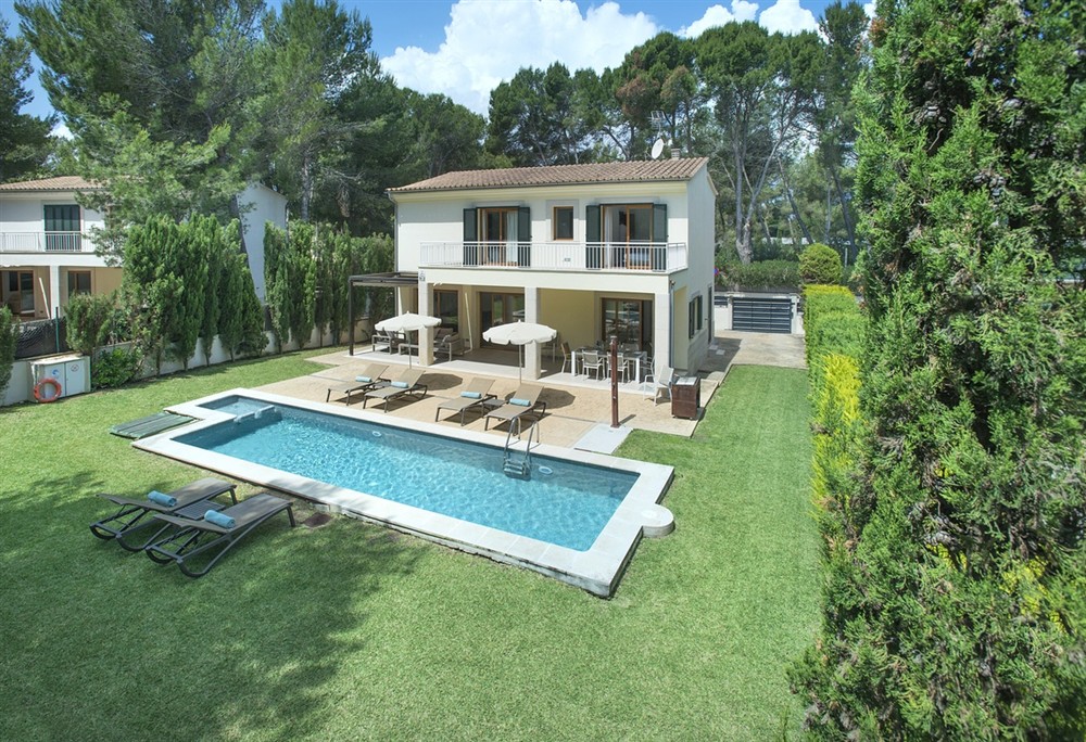 Villa Manresa (photo 2) at Villa Manresa in Pollensa, Mallorca