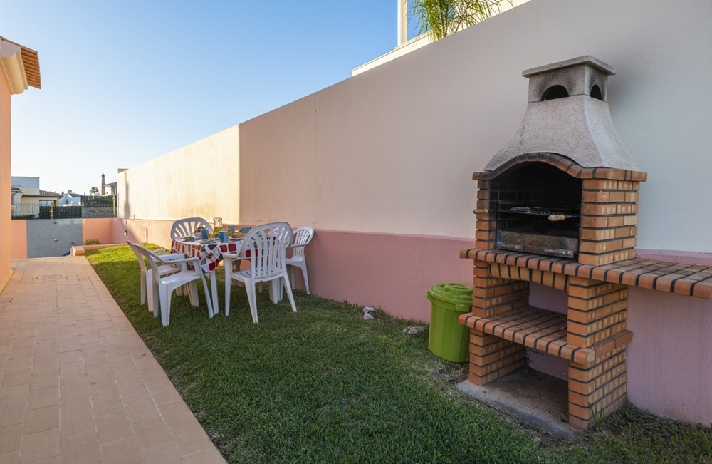 Villa Mika (photo 17) at Villa Mika in Albufeira, Algarve