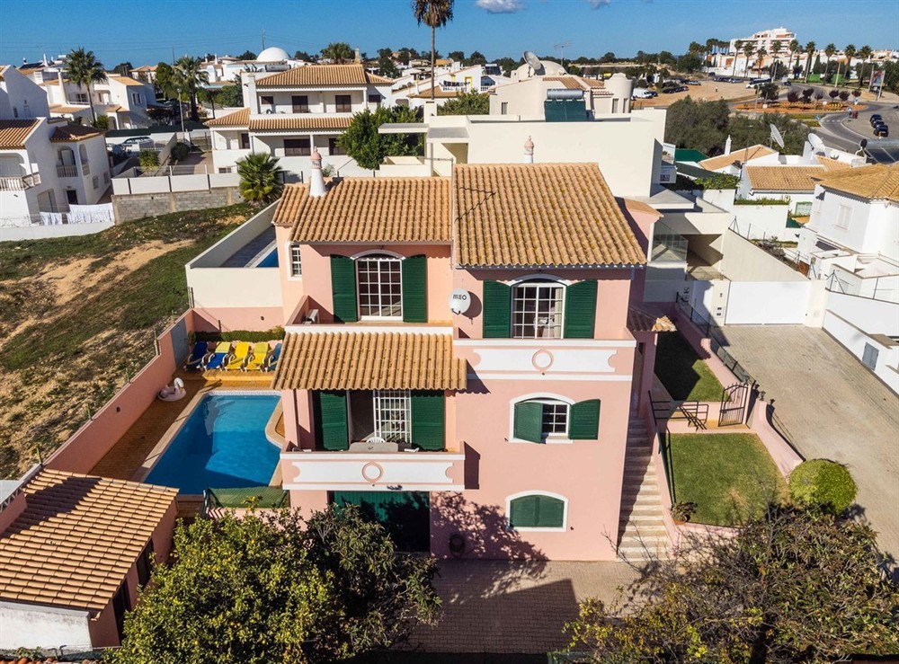 Villa Mika (photo 19) at Villa Mika in Albufeira, Algarve