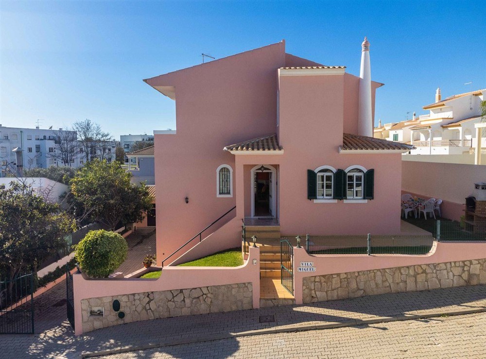 Villa Mika (photo 20) at Villa Mika in Albufeira, Algarve