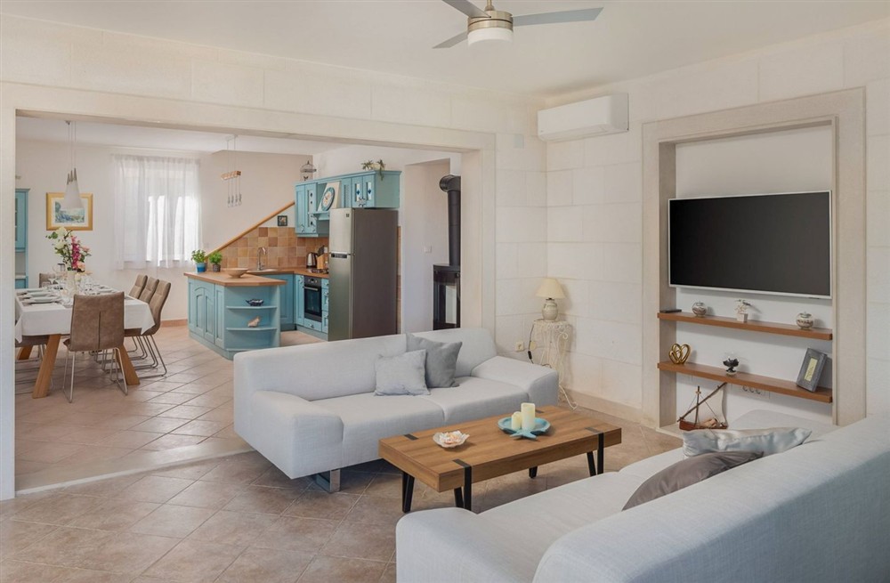 Villa Miralux
