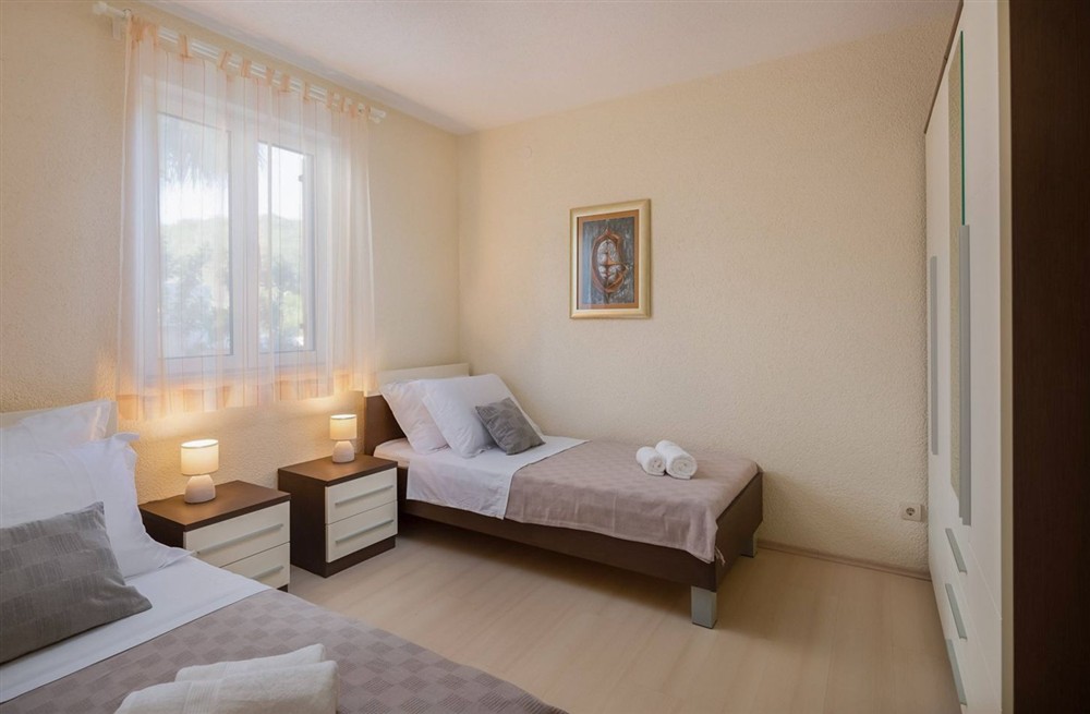 Villa Miralux