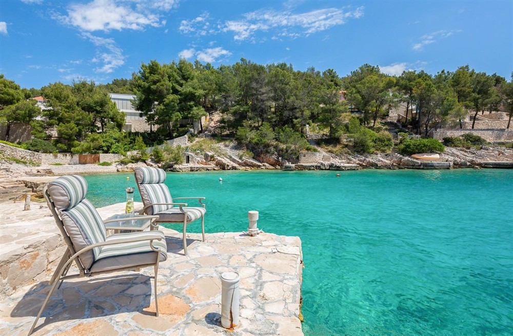 Villa Miralux