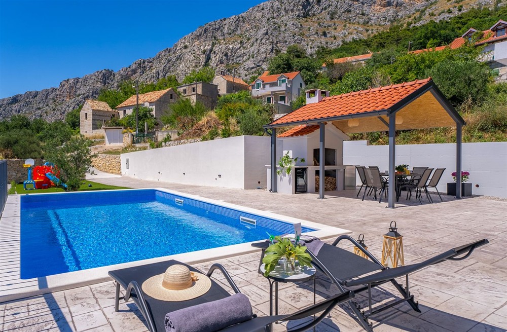 Villa Mistral (photo 8) at Villa Mistral in Jesenice, Croatia