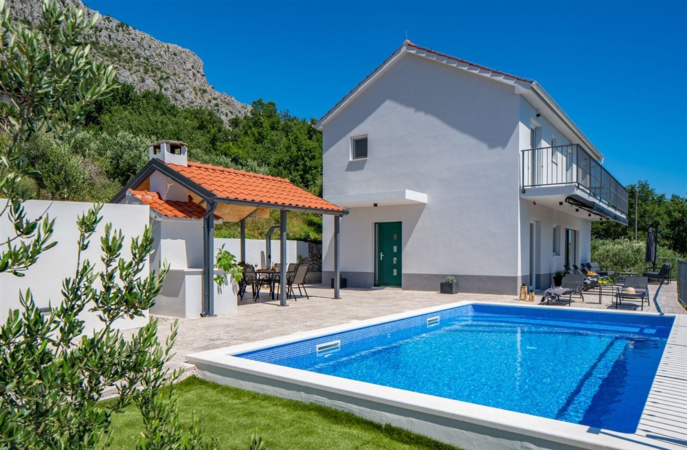 Villa Mistral at Villa Mistral in Jesenice, Croatia