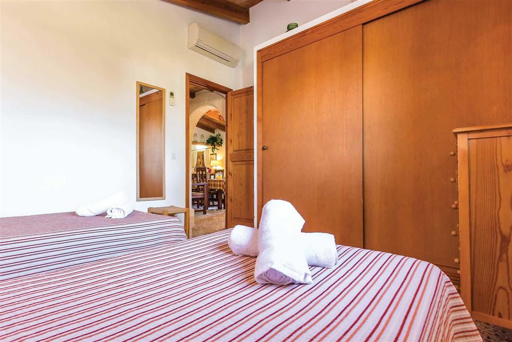 Twin bedroom (photo 4) at Villa Moreno, Pollensa, Mallorca