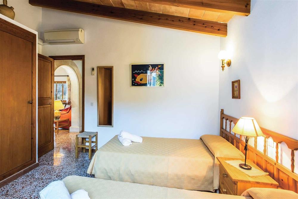 Twin bedroom (photo 6) at Villa Moreno, Pollensa, Mallorca