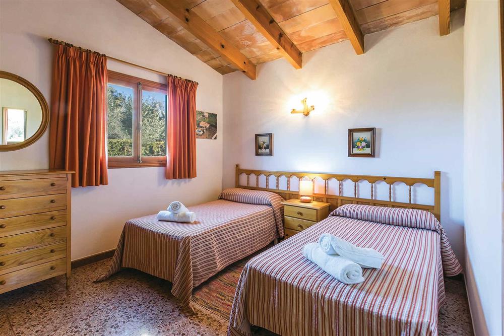 Twin bedroom at Villa Moreno, Pollensa, Mallorca