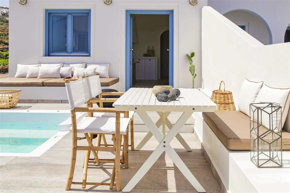 Photos Of Villa Nikteri In Finikia Santorini