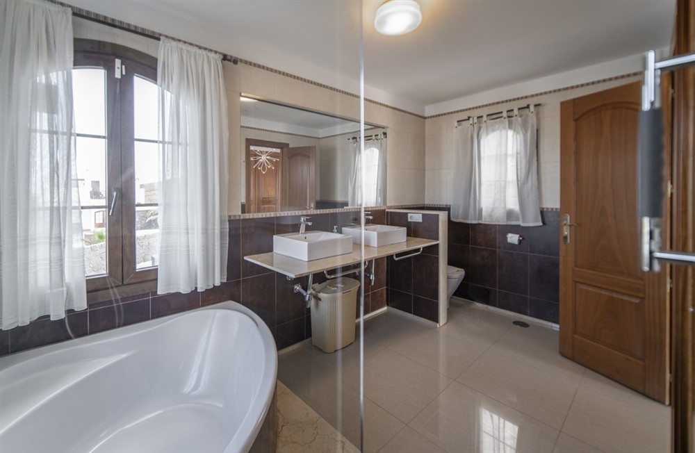 Villa Oceans Eleven (photo 24) at Villa Oceans Eleven in Playa Blanca, Lanzarote