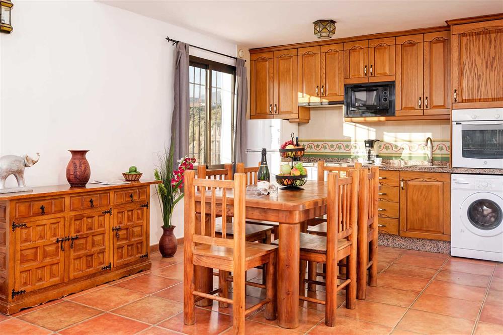 Kitchen/diner at Villa Paraiso, Frigiliana, Andalucia