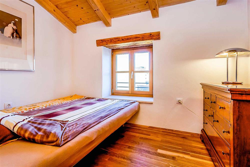 Double bedroom (photo 8) at Villa Perla, Pula, Istria