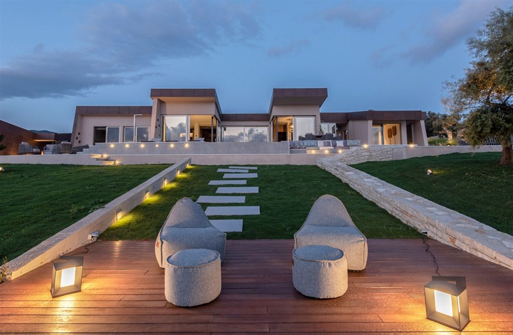 Villa Posy