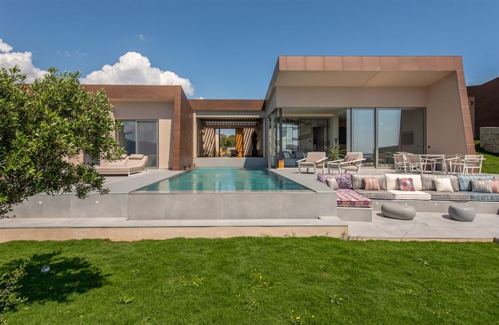 Villa Posy