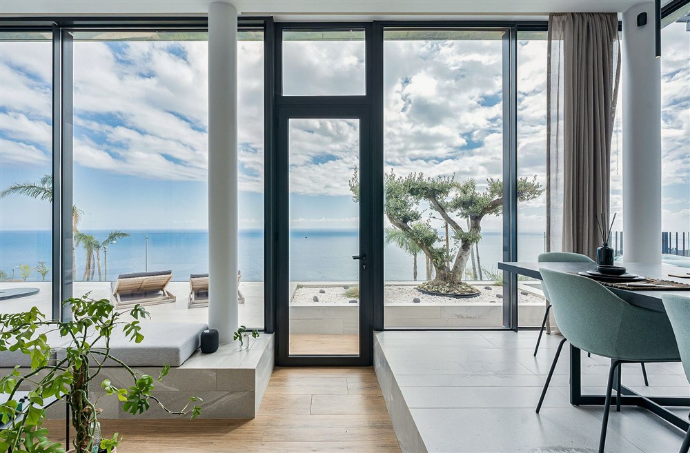 Villa Prometheus