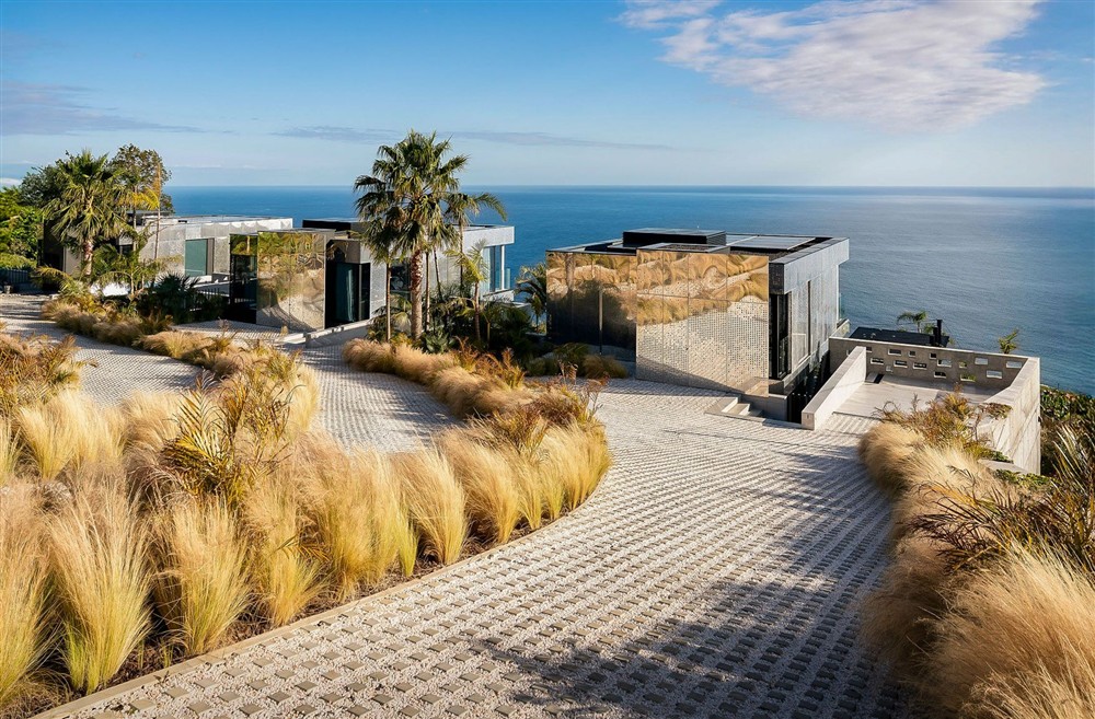 Villa Prometheus