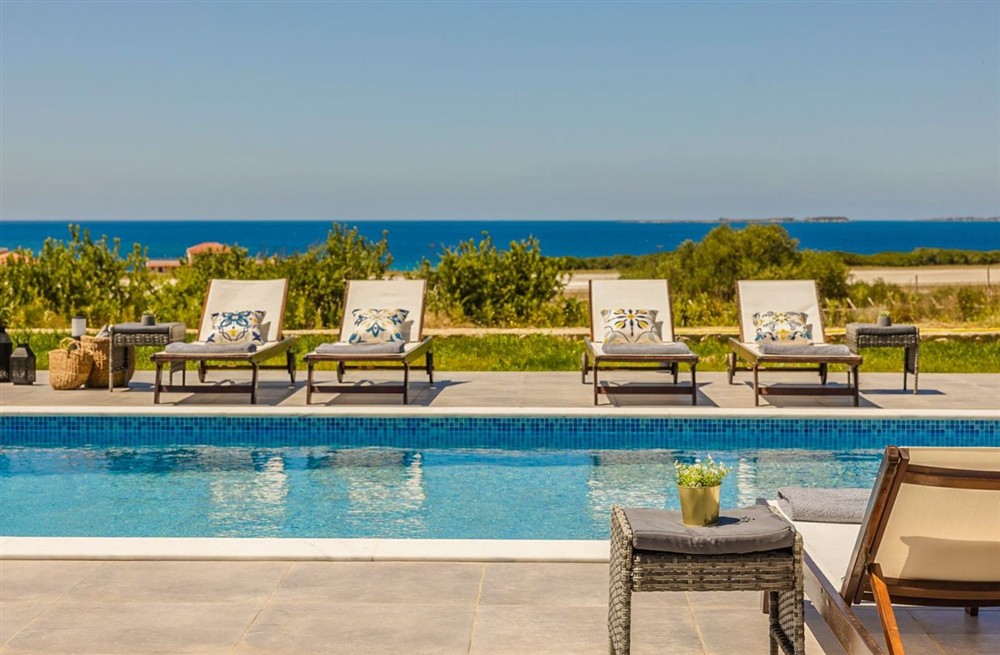 Villa Revels