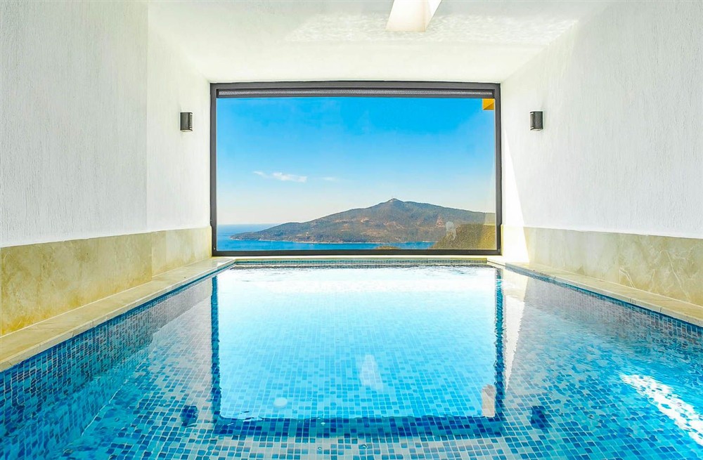 Villa Roshan