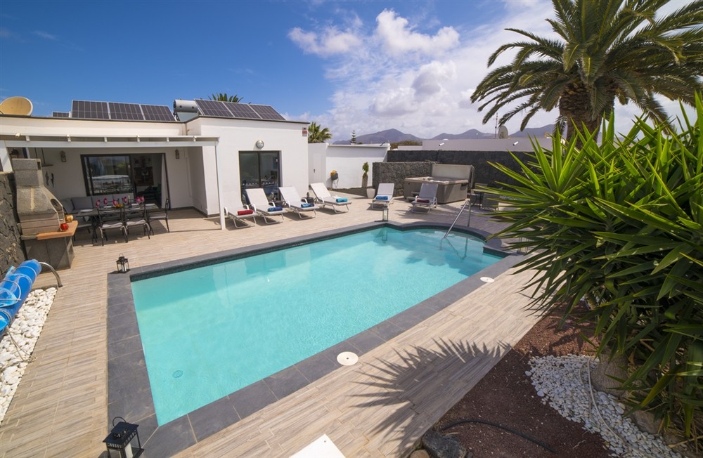 Villa Rotsana (photo 2) at Villa Rotsana in Playa Blanca, Lanzarote