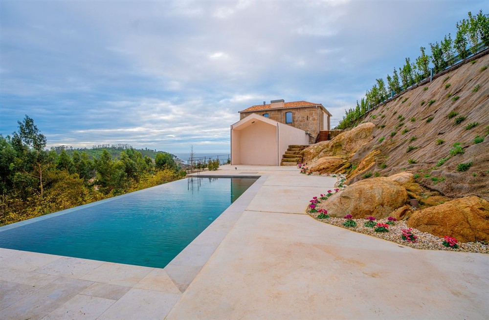 Villa Sagrada