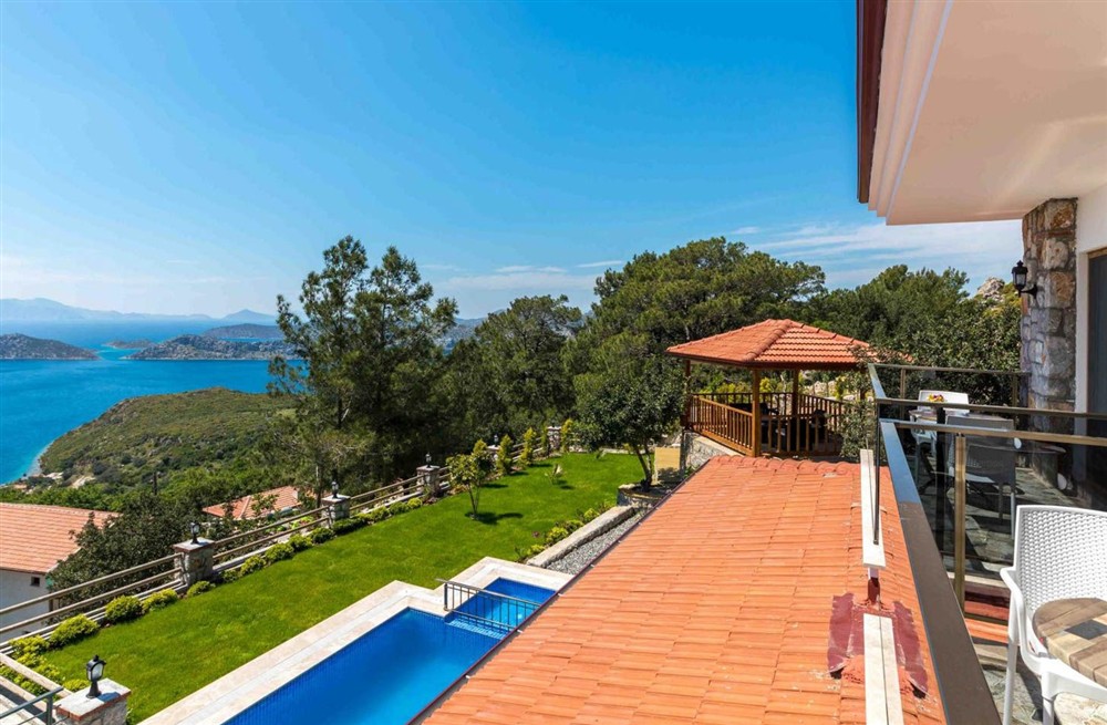 Villa Sahra