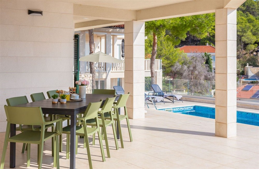 Villa Seastone