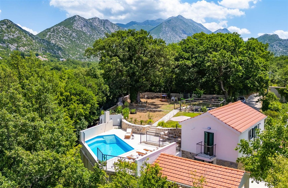 Villa Sfera (photo 32) at Villa Sfera in Zadvarje, Croatia