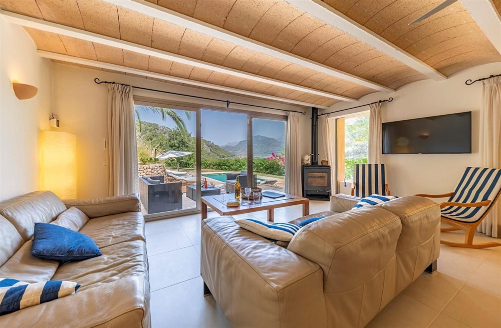 Villa Son Sales
