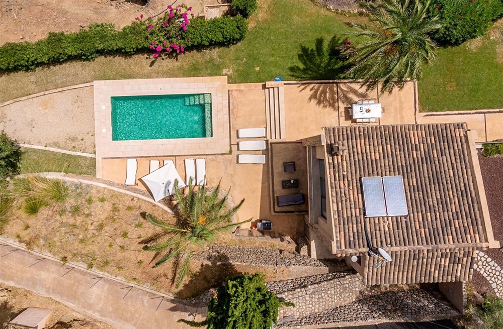Villa Son Sales