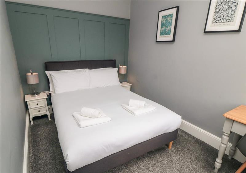 A bedroom in Villa Suite 7 at Villa Suite 7, Scarborough
