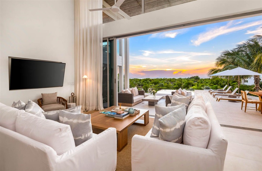 Villa Sun Grace (photo 11) at Villa Sun Grace in Grace Bay, Turks and Caicos Islands