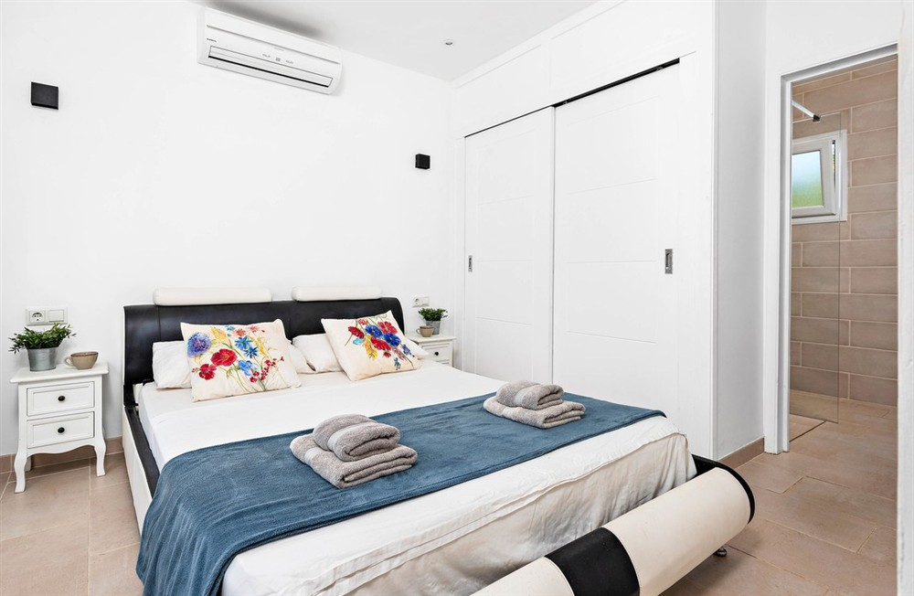 Villa Sunset (photo 14) at Villa Sunset in Cala En Porter, Menorca