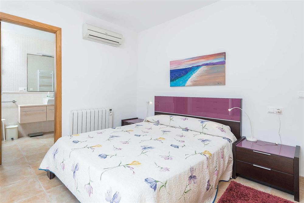 Double bedroom (photo 2) at Villa Synera, Alcudia, Mallorca