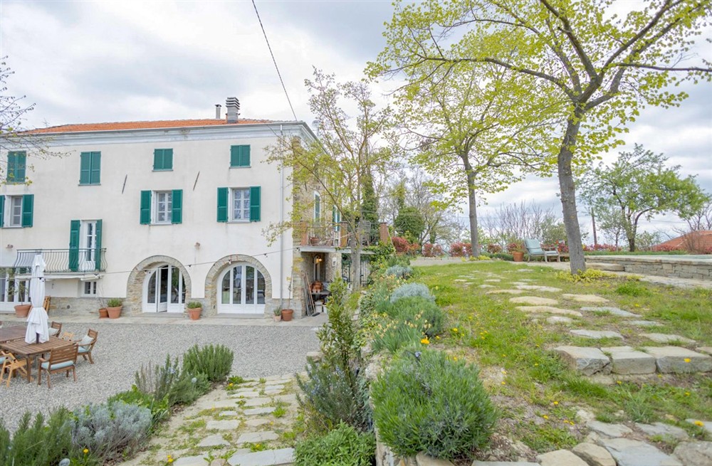 Villa Tello