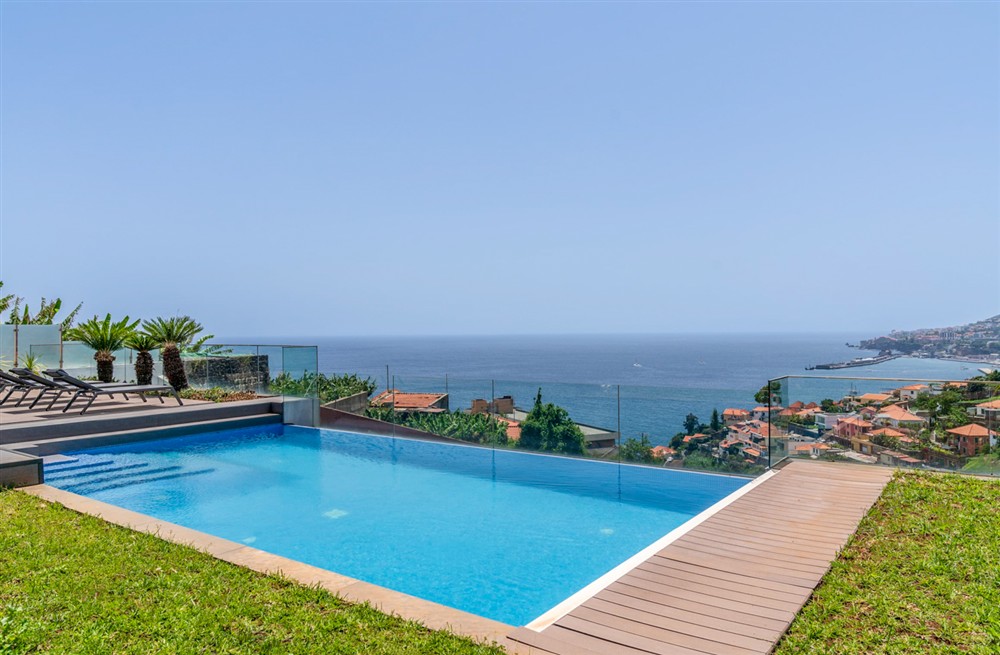 Villa Terco (photo 2) at Villa Terco in São Gonçalo, Portugal