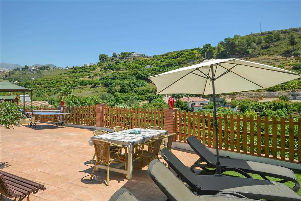 Alfresco dining, view at Villa Tinao, Frigiliana, Andalucia