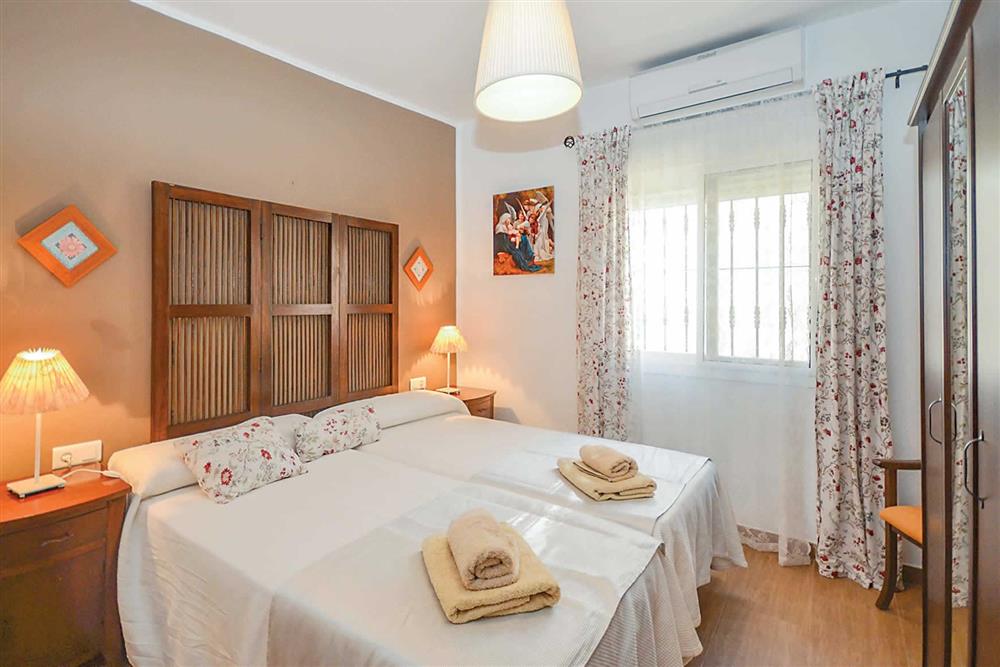 Twin bedroom at Villa Tinao, Frigiliana, Andalucia