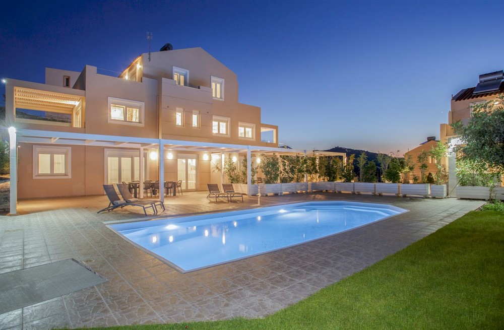 Villa Topic