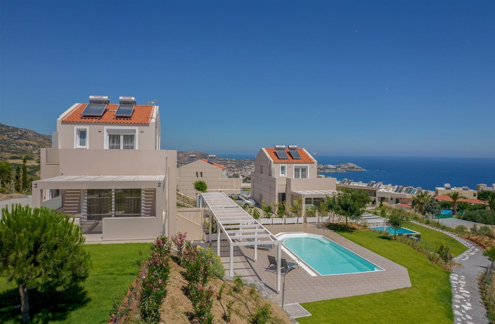 Villa Topic