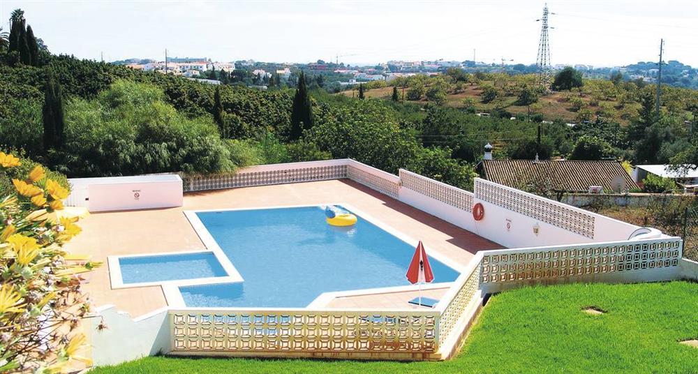 Swimming pool (photo 6) at Villa Verde, Branqueira, Algarve