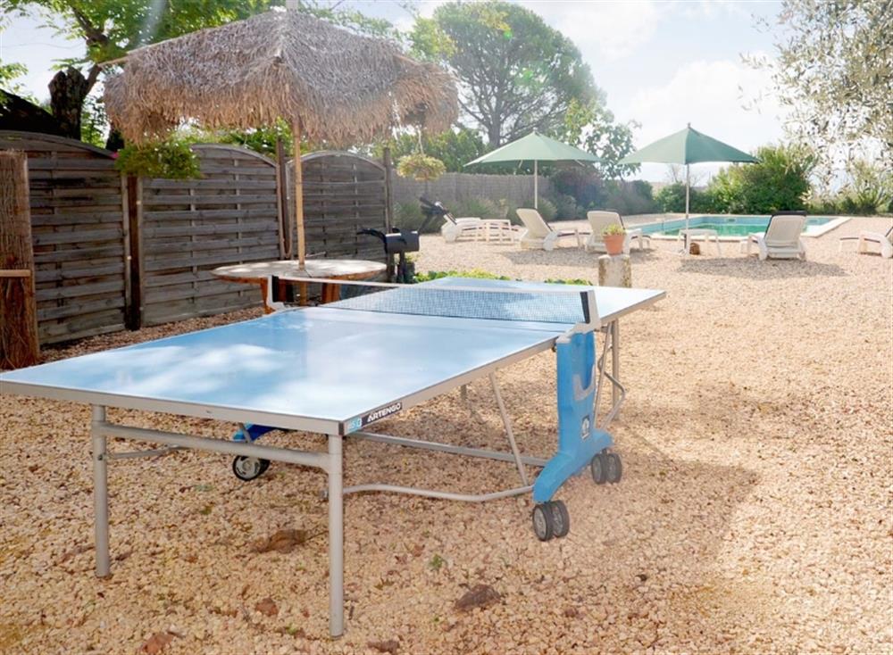 Table tennis