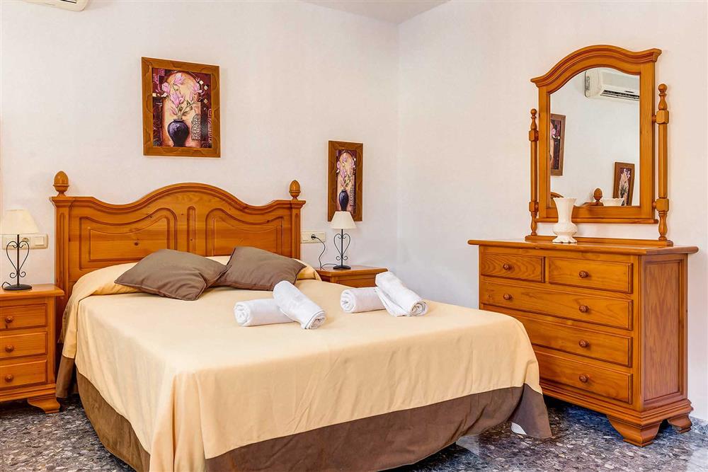 Double bedroom at Villa Vista Azul, Frigiliana, Andalucia