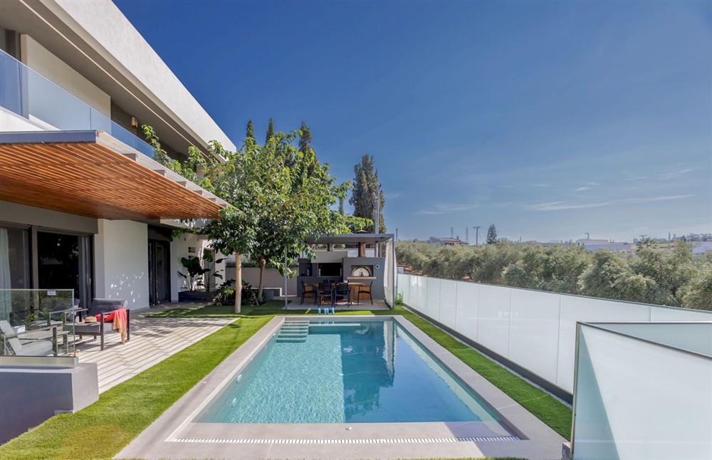 Villa Yorkie