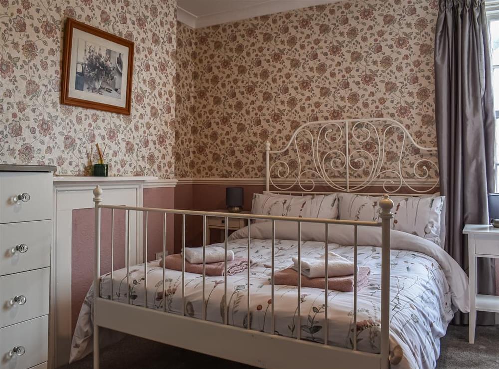Double bedroom (photo 6) at Vincent House in Scarborough, North Yorkshire