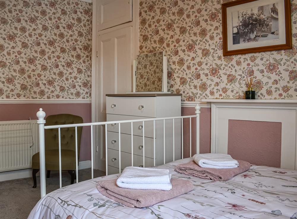 Double bedroom (photo 7) at Vincent House in Scarborough, North Yorkshire