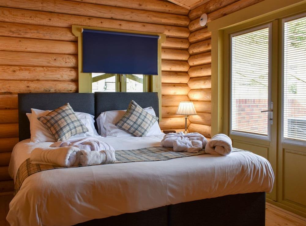Double bedroom at Vindomora Lodge, 
